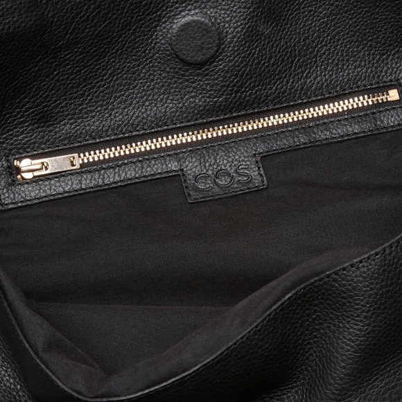 SOLD- COS Large Grained Leather Bag - Picture 4 of 11